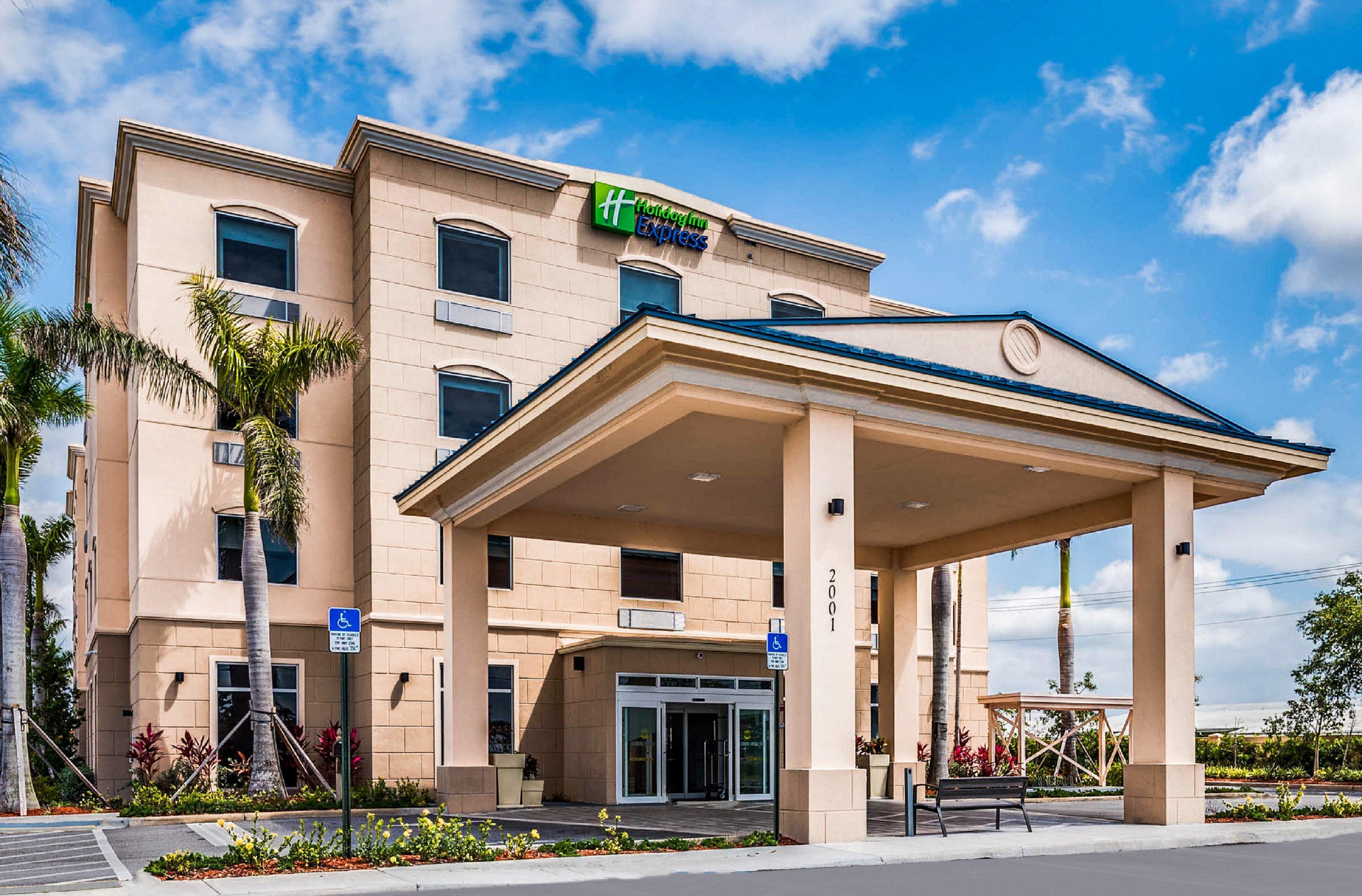 Holiday Inn Express & Suites Boynton Beach West By Ihg Exteriér fotografie