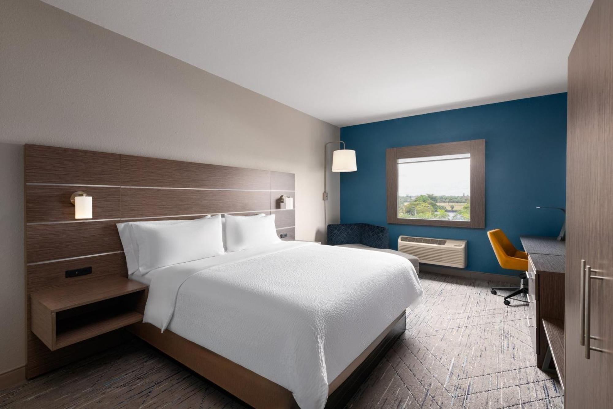 Holiday Inn Express & Suites Boynton Beach West By Ihg Exteriér fotografie