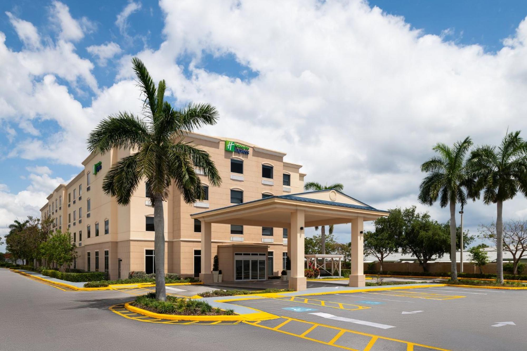 Holiday Inn Express & Suites Boynton Beach West By Ihg Exteriér fotografie